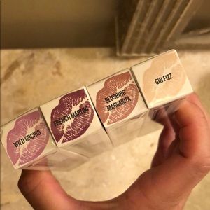 Buxom full on lip cream - 4 in a set